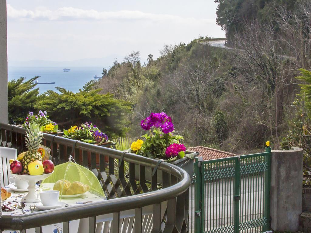 Villa Fontana Limite Vietri Rum bild